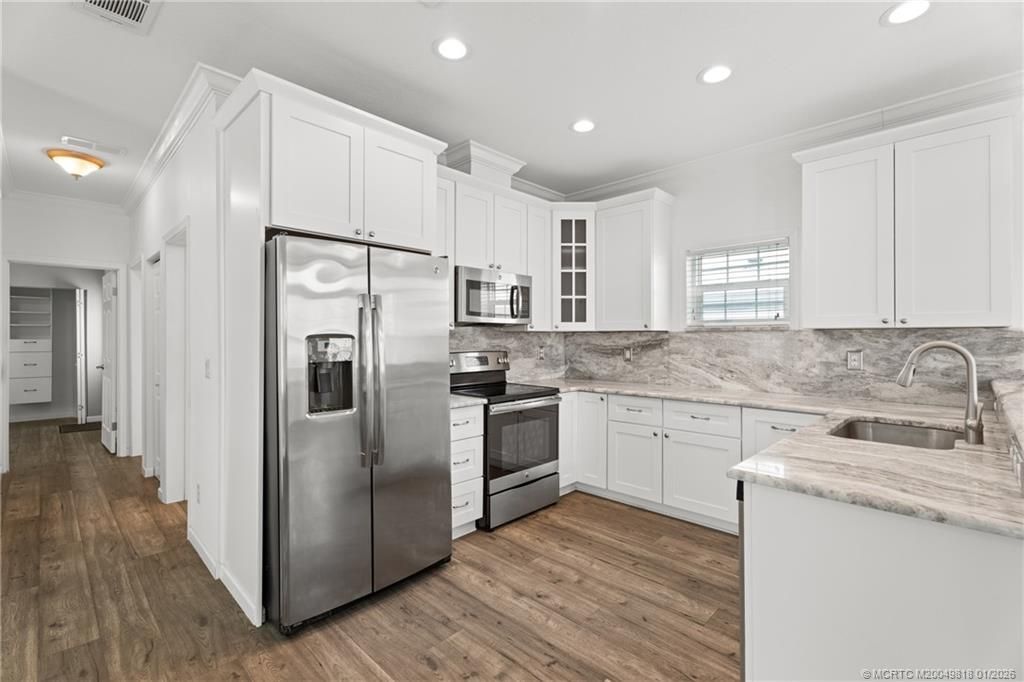 445 Nettles Boulevard, Jensen Beach, FL 34957 Photo