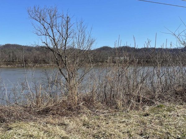 751 County Road 9, Crown City, OH 45623