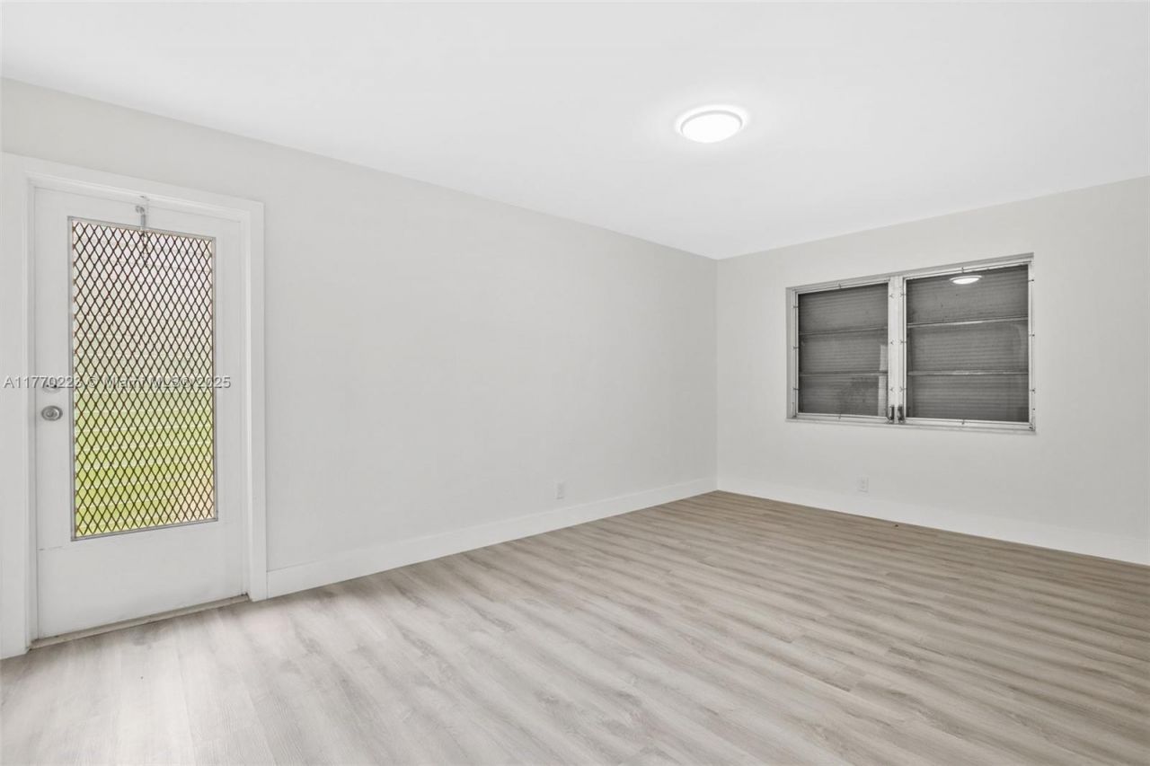 910 South Dr, Unit D, Delray Beach, FL 33445 Photo