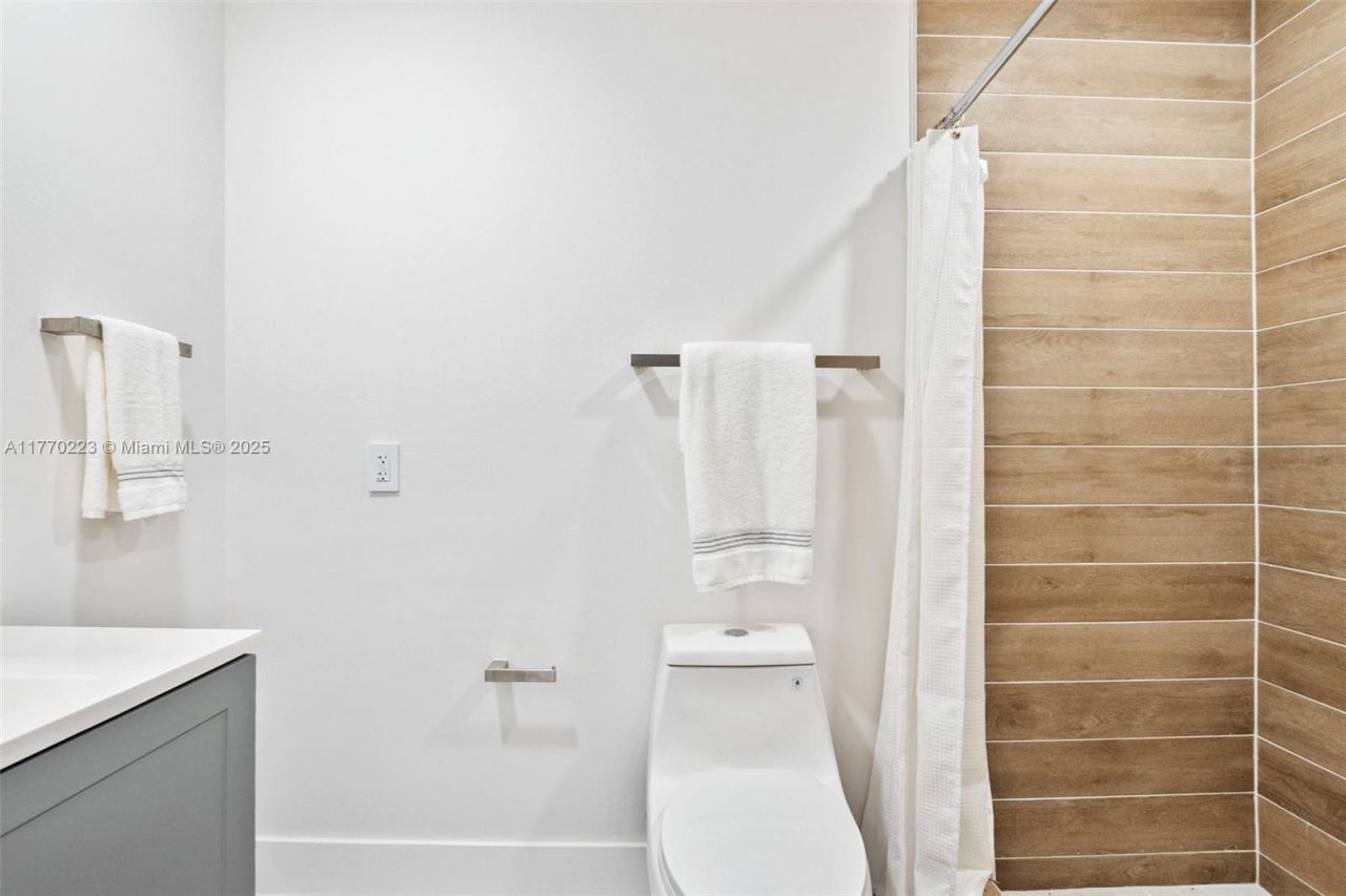 910 South Dr, Unit D, Delray Beach, FL 33445 Photo