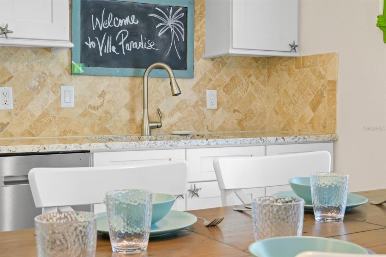 5608 Holmes Boulevard, Holmes Beach, FL 34217 Photo