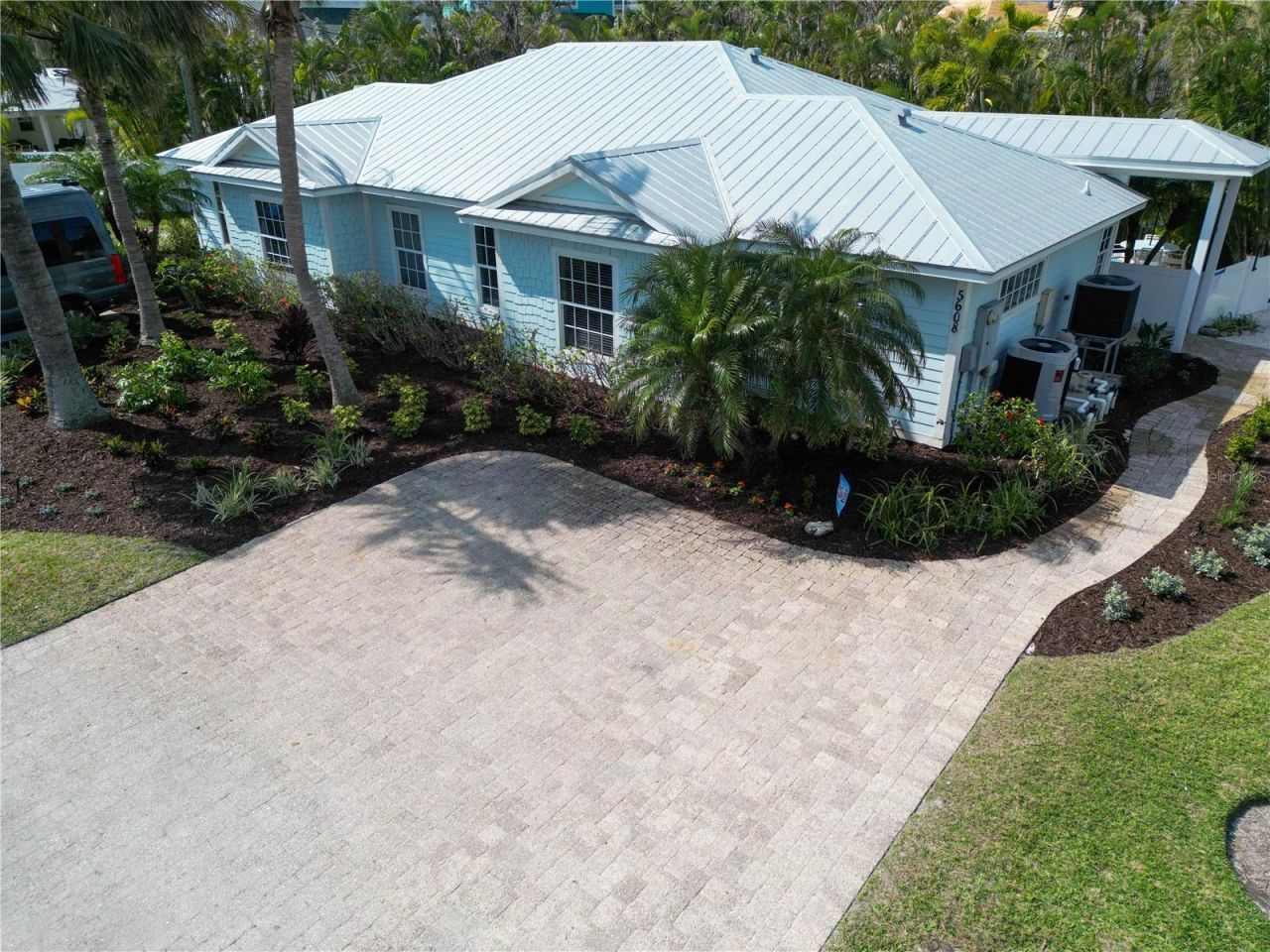 5608 Holmes Boulevard, Holmes Beach, FL 34217 Photo