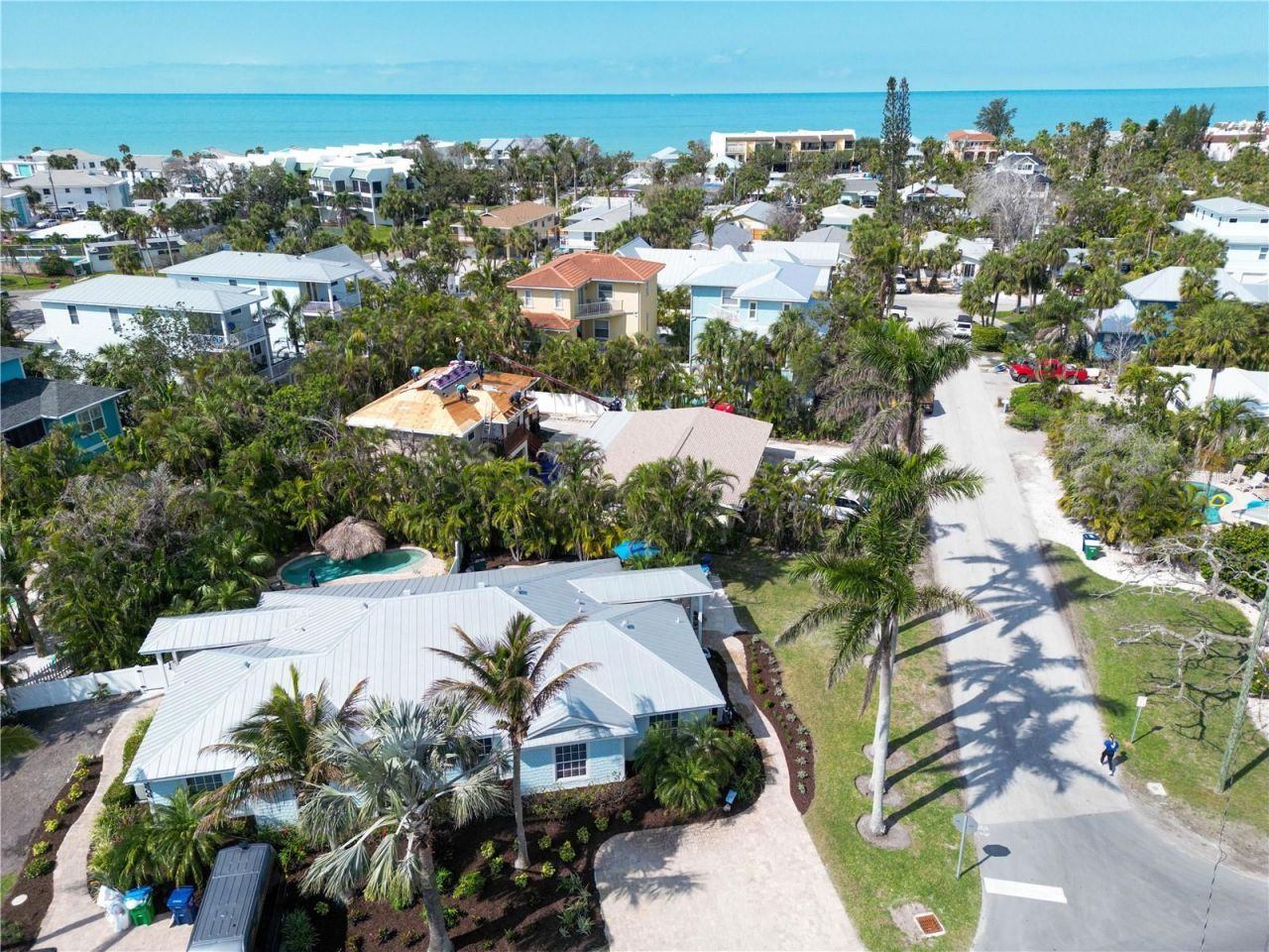 5608 Holmes Boulevard, Holmes Beach, FL 34217 Photo