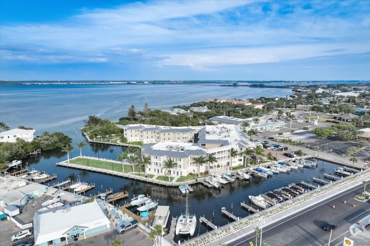 5325 Marina Drive, Unit 423, Holmes Beach, FL 34217 Photo