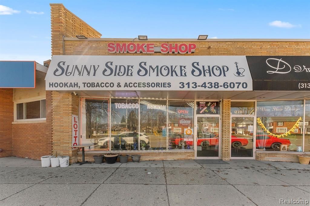 18512 Outer Drive W, Dearborn, MI 48128 Main Photo