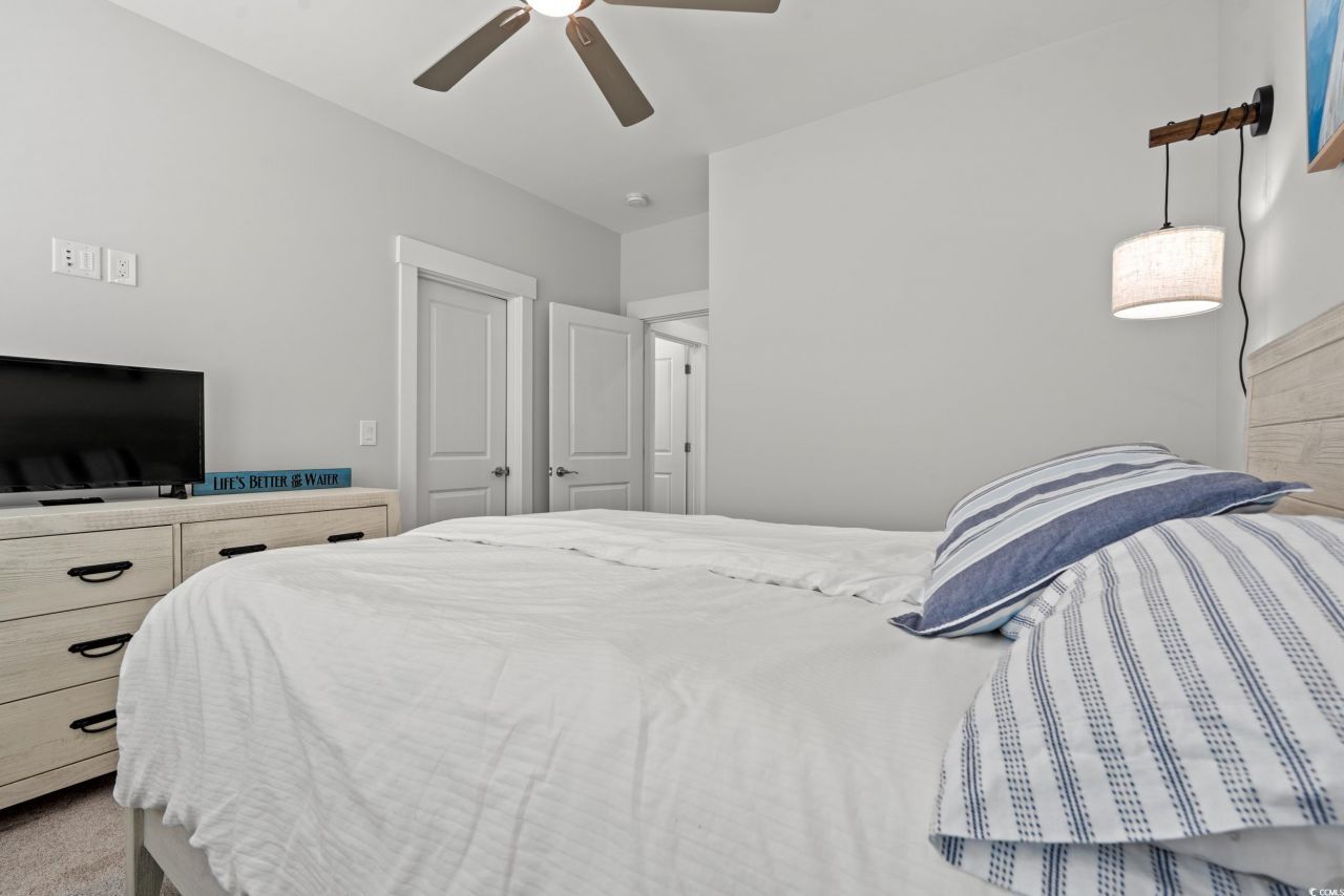 8057 Laurel Ash Ave. Photo 17