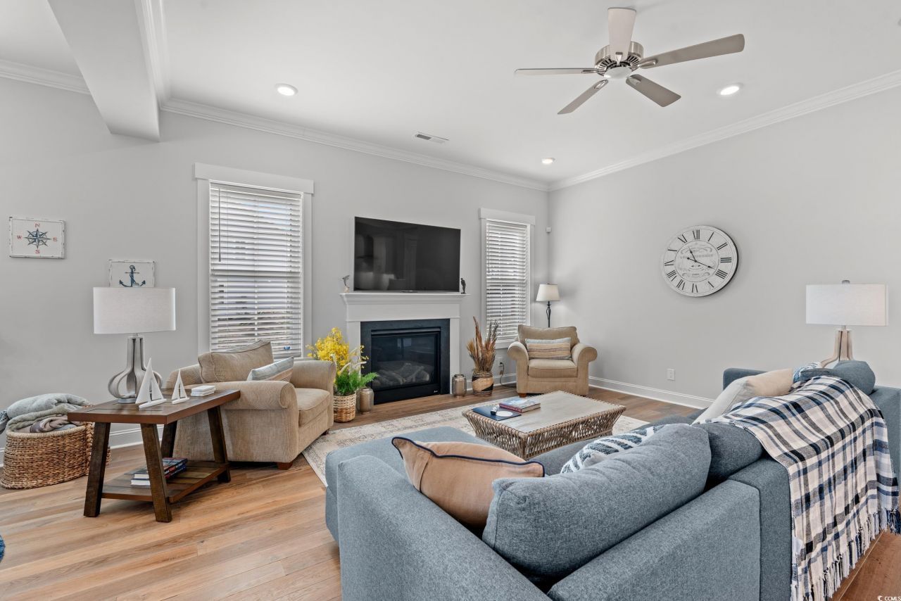 8057 Laurel Ash Ave. Photo 3