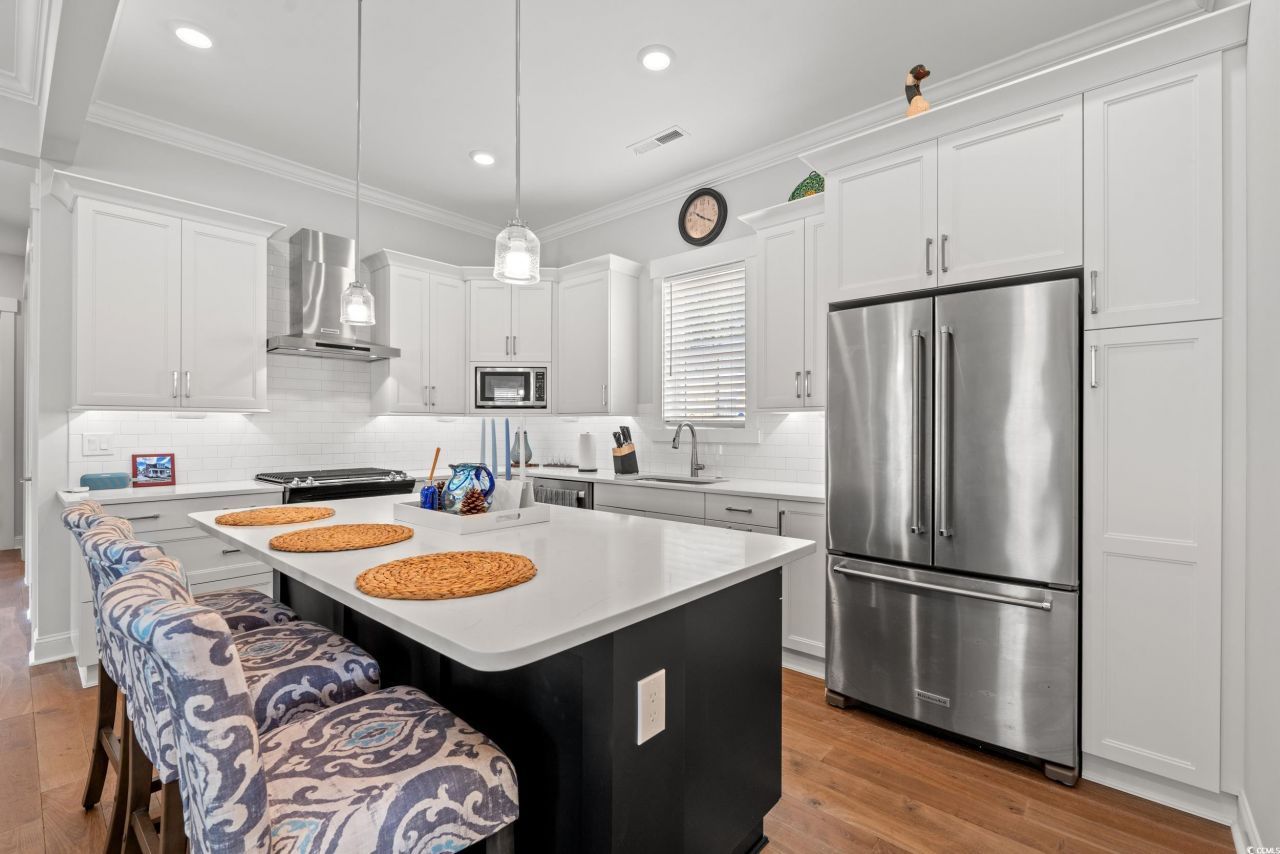 8057 Laurel Ash Ave. Photo 7