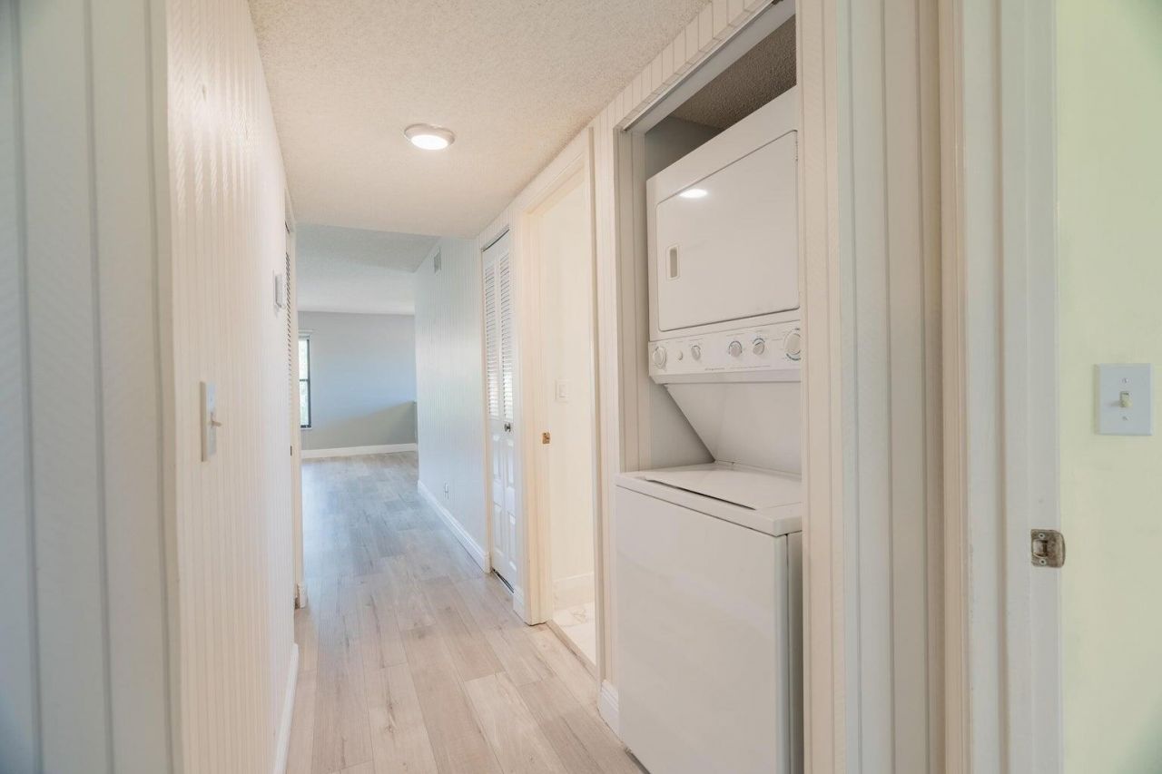 450 SW South River Drive, Unit 207, Stuart, FL 34997 Photo