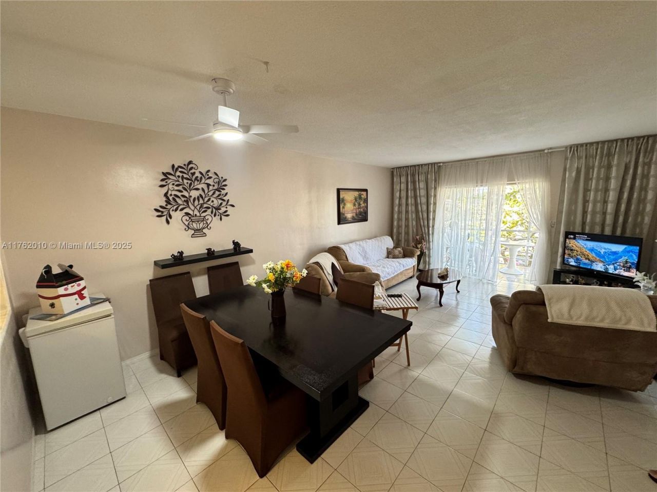 16900 NE 14th Ave, Unit 214, Miami, FL 33162 Photo