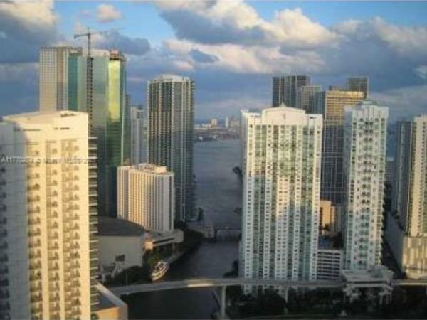 90 SW 3rd St, Unit 3610, Miami, FL 33130