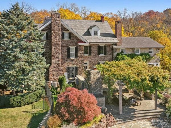 2332 KUNSMAN ROAD, QUAKERTOWN, PA 18951