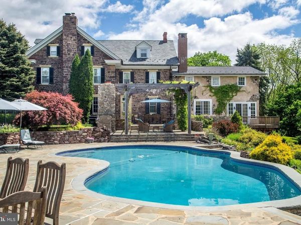 2332 KUNSMAN ROAD, QUAKERTOWN, PA 18951