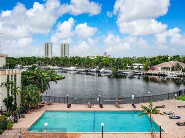 2000 Atlantic Shores Blvd, Unit 306, Hallandale Beach, FL 33009
