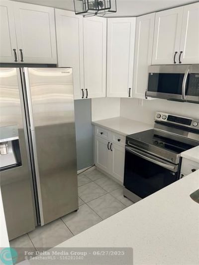 2000 Atlantic Shores Boulevard, Unit 306, Hallandale Beach, FL 33009 Photo