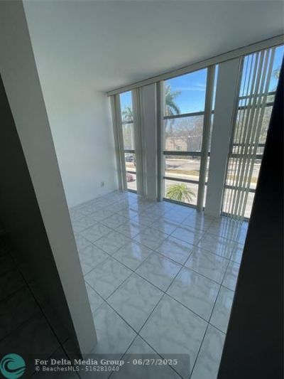 2000 Atlantic Shores Boulevard, Unit 306, Hallandale Beach, FL 33009 Photo