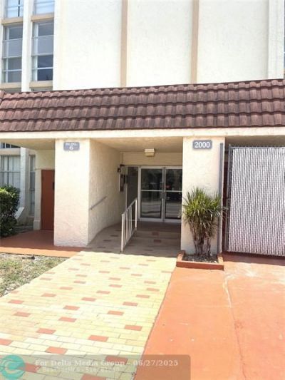 2000 Atlantic Shores Boulevard, Unit 306, Hallandale Beach, FL 33009 Photo