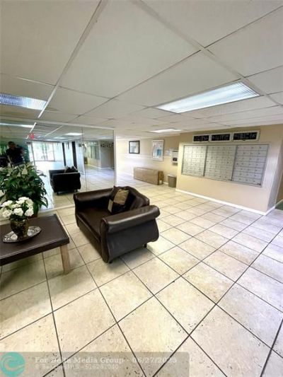 2000 Atlantic Shores Boulevard, Unit 306, Hallandale Beach, FL 33009 Photo