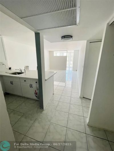 2000 Atlantic Shores Boulevard, Unit 306, Hallandale Beach, FL 33009 Photo