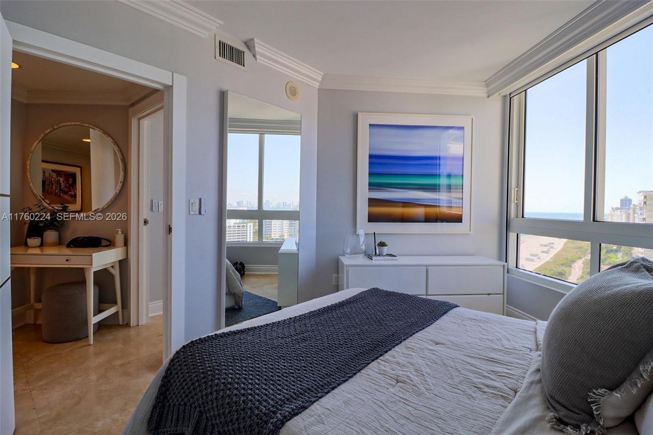 6365 Collins Ave, Unit 1903, Miami Beach, FL 33141 Photo
