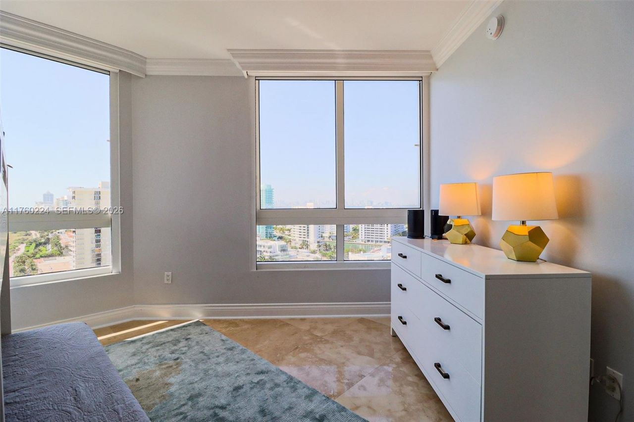 6365 Collins Ave, Unit 1903, Miami Beach, FL 33141 Photo