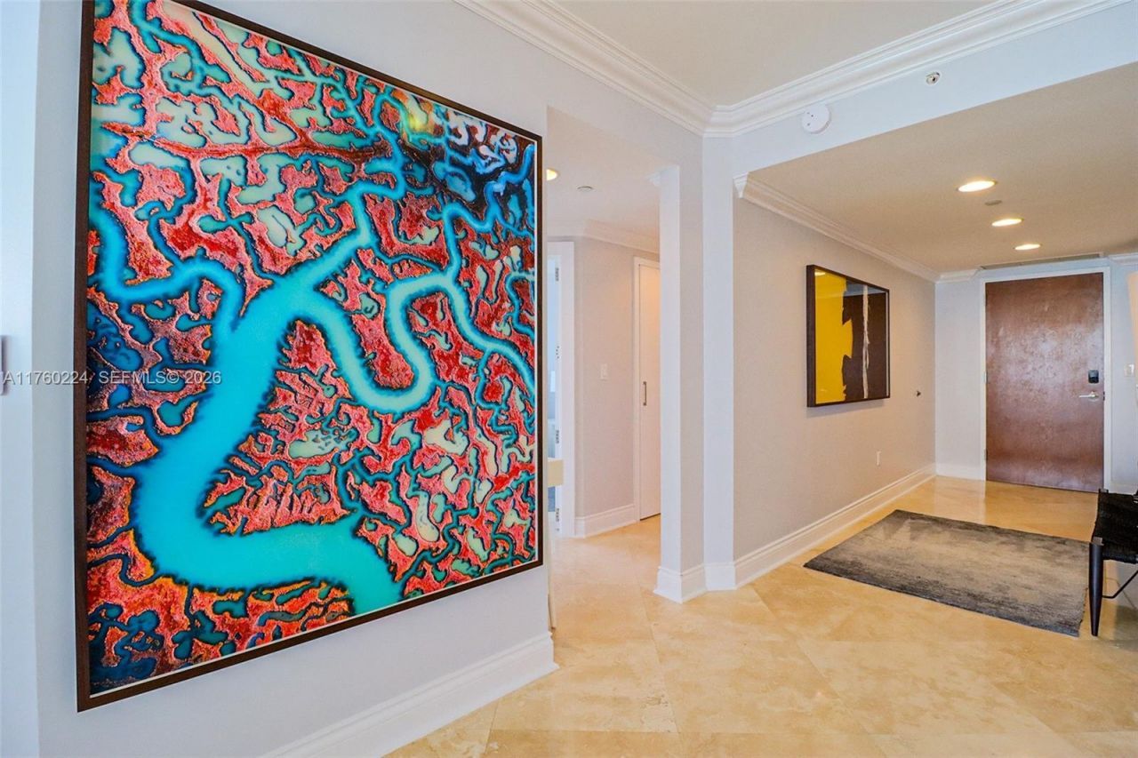 6365 Collins Ave, Unit 1903, Miami Beach, FL 33141 Photo