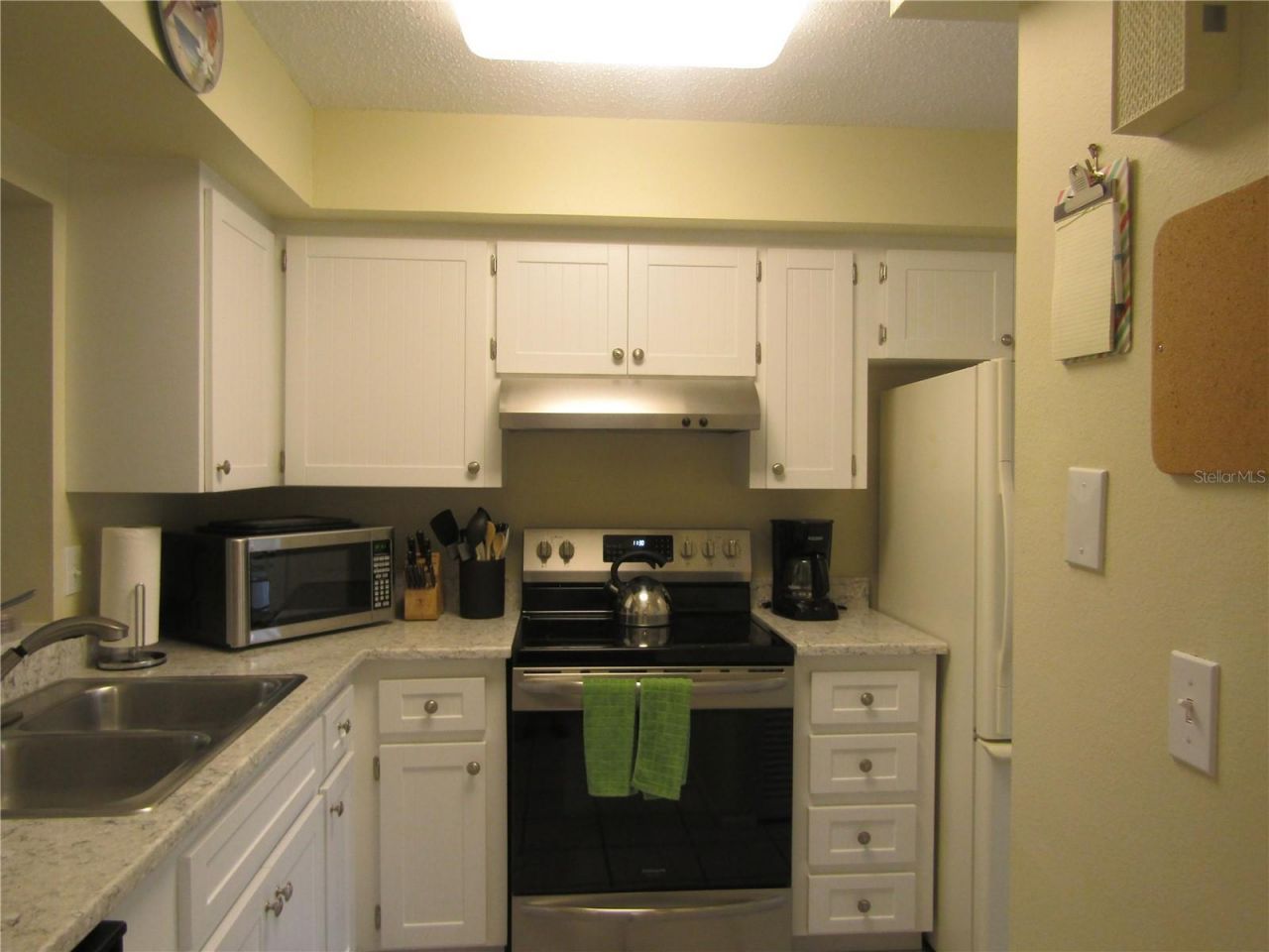 7008 W Country Club Drive N, Unit 136, Sarasota, FL 34243 Photo