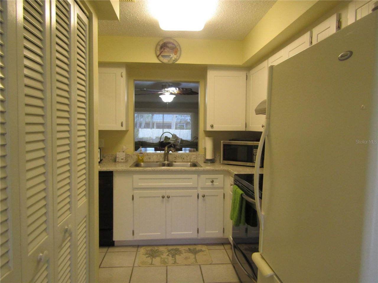 7008 W Country Club Drive N, Unit 136, Sarasota, FL 34243 Photo