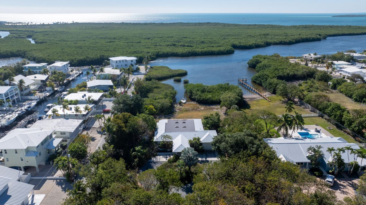 120 S Coco Plum Road, Key Largo, FL 33037 Photo