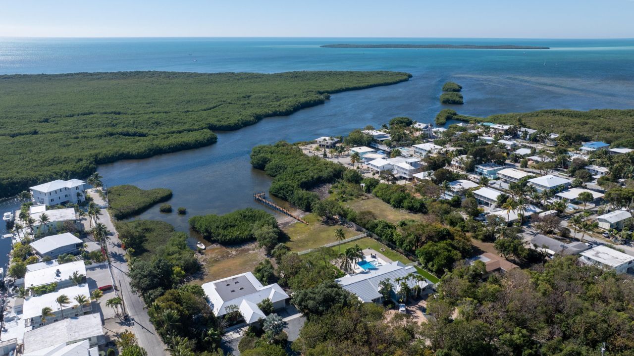 120 S Coco Plum Road, Key Largo, FL 33037 Photo