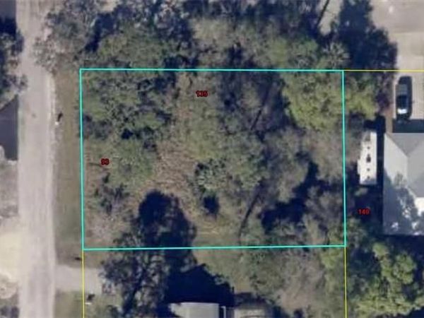 1111 Woods DR, FORT DENAUD, FL 33935
