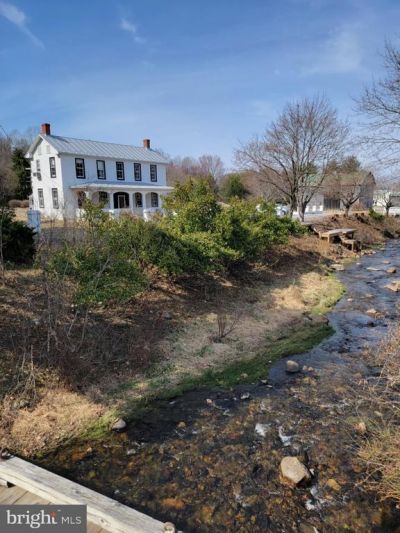 5865 Gooney Manor Loop, Bentonville, VA 22610 Main Photo