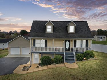 317 LOCUSTDALE LOOP, SHENANDOAH, VA 22849