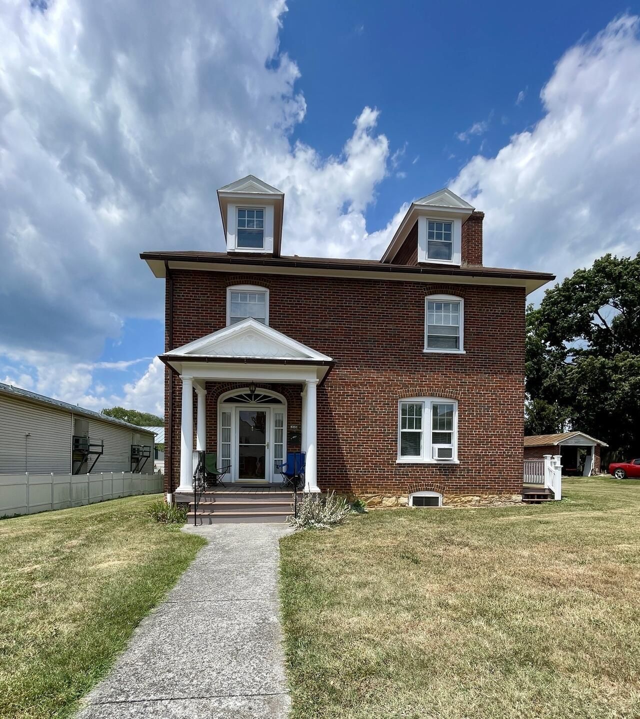 506 E. Liberty Street, Charles Town, WV 25414 Main Photo