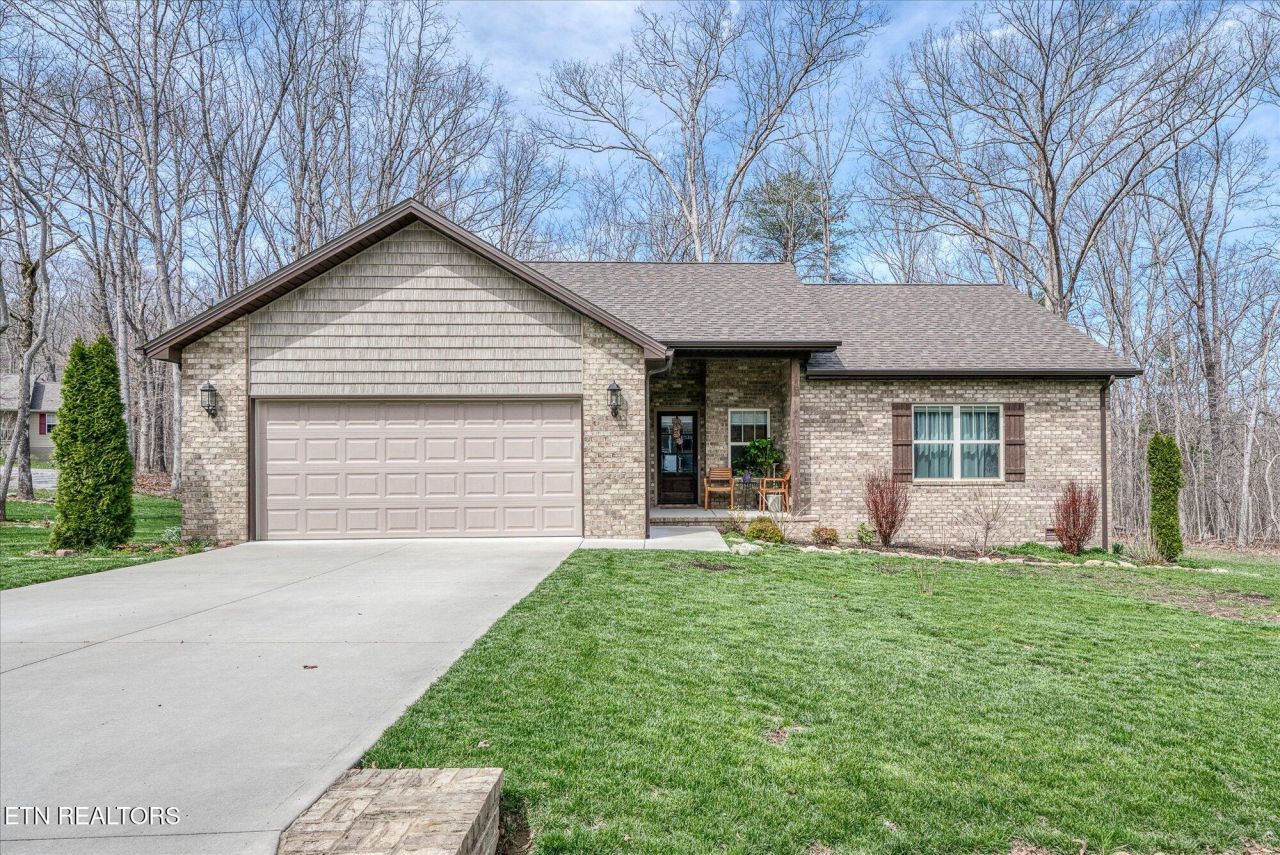 138 Hunterwood Lane, Crossville, TN 38558 Main Photo