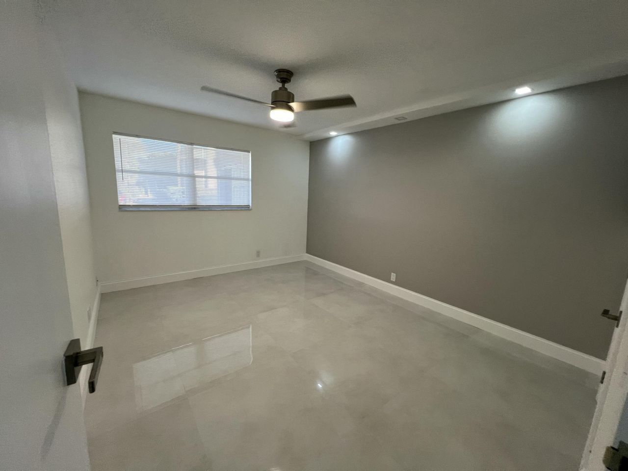 440 Saxony J, Delray Beach, FL 33446 Photo