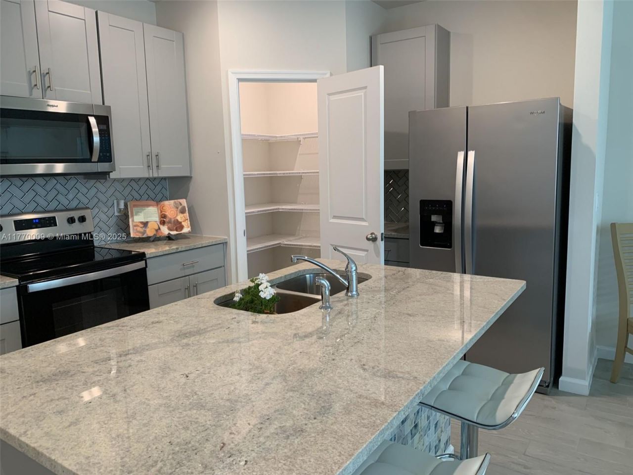 3936 SE Caladium Ct, Unit -, Stuart, FL 34997 Photo