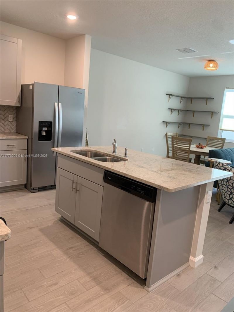 3936 SE Caladium Ct, Unit -, Stuart, FL 34997 Photo