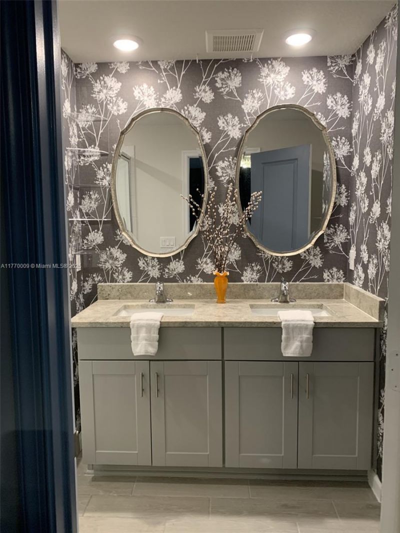 3936 SE Caladium Ct, Unit -, Stuart, FL 34997 Photo