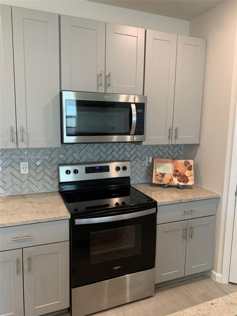 3936 SE Caladium Ct, Unit -, Stuart, FL 34997 Photo