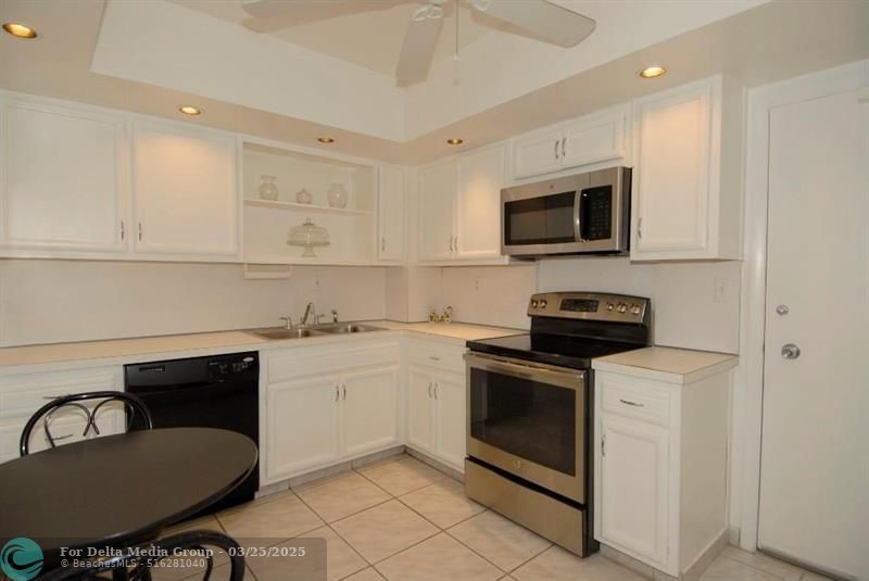 3850 Galt Ocean Drive, Unit 1204, Fort Lauderdale, FL 33308 Photo