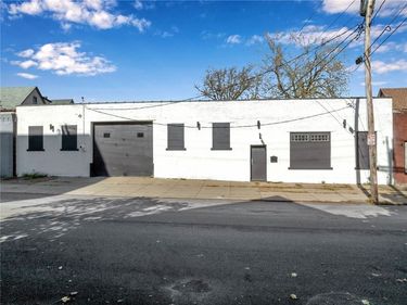 98 Rhode Island Street, Buffalo, NY 14213