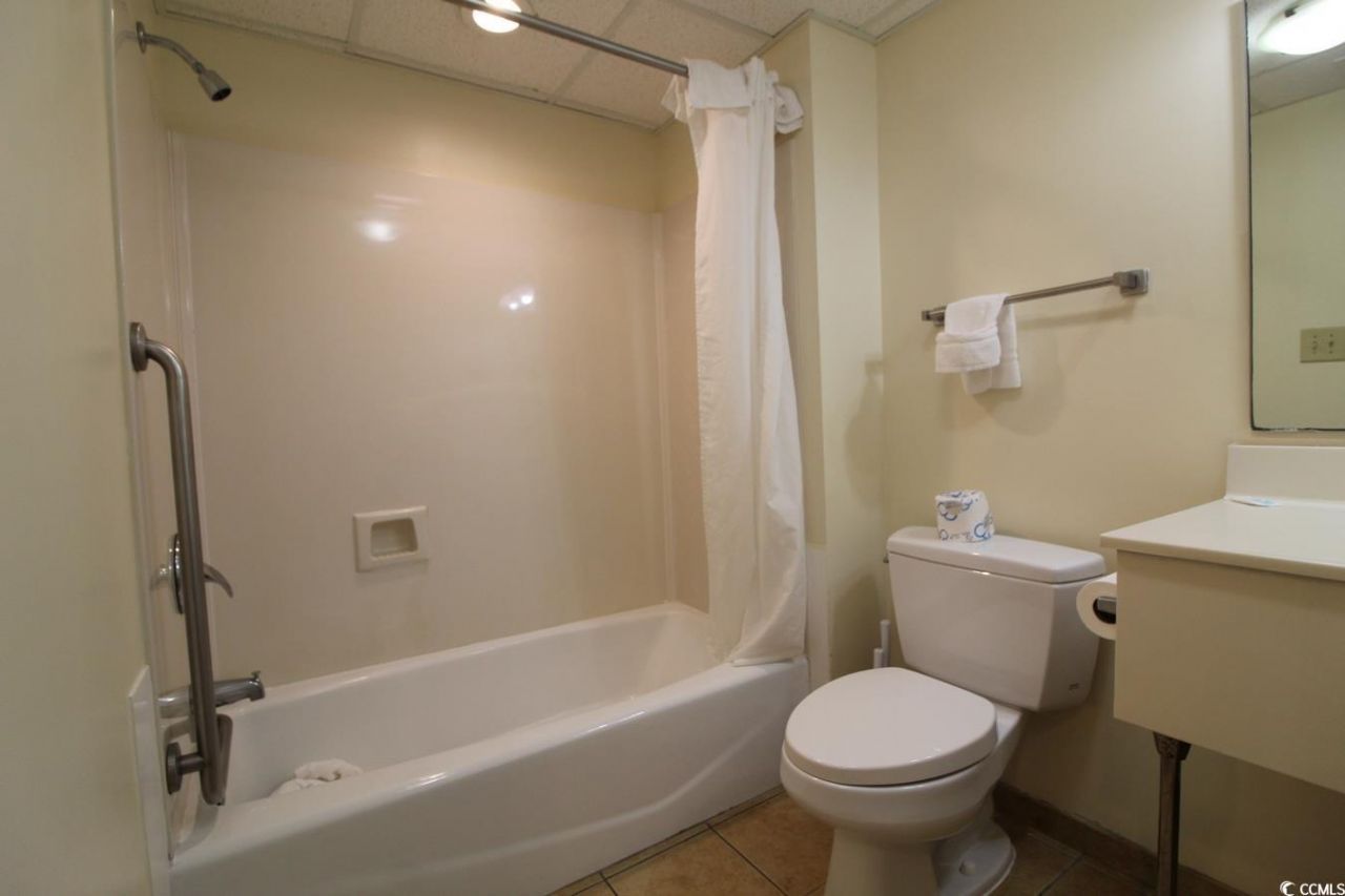 2501 S Ocean Blvd. Photo 17