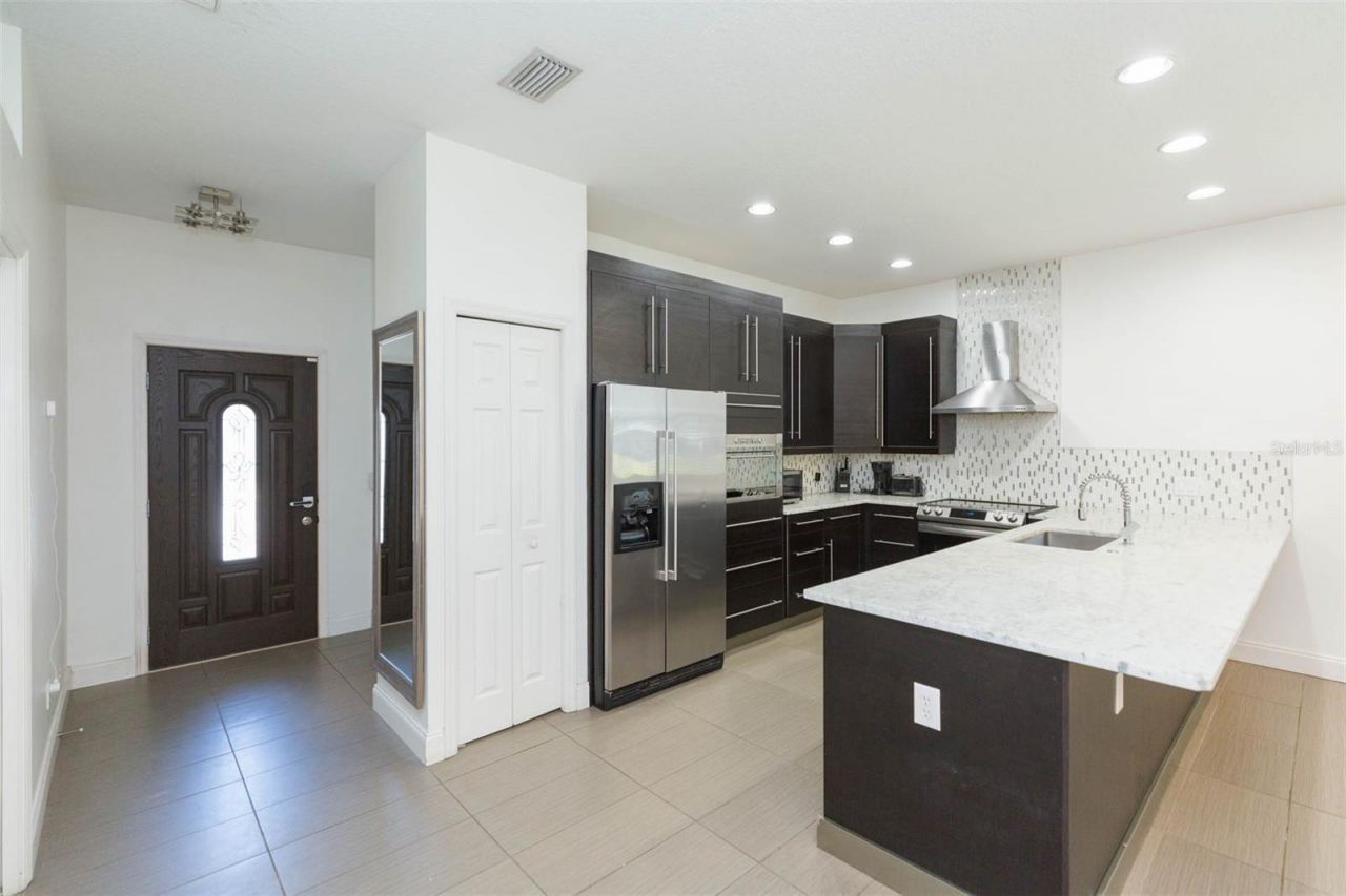 6426 31st Street S, Saint Petersburg, FL 33712 Photo