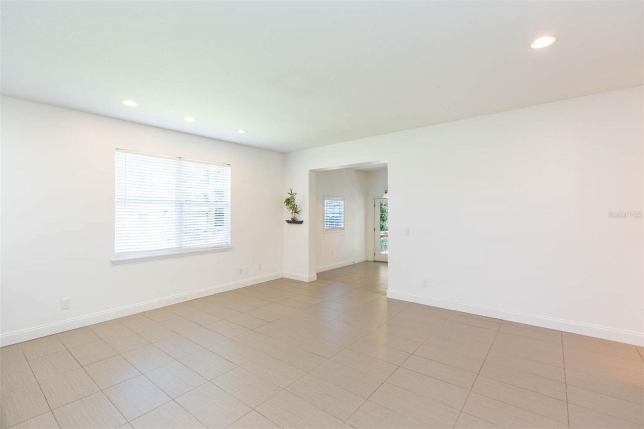 6426 31st Street S, Saint Petersburg, FL 33712 Photo