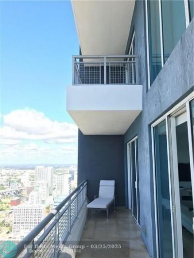 60 SW 13 Street, Unit 4801, Miami, FL 33130 Photo