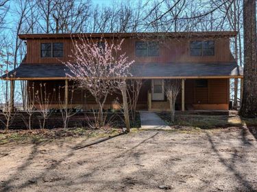 2192 Hixburg Road, Pamplin, VA 23958