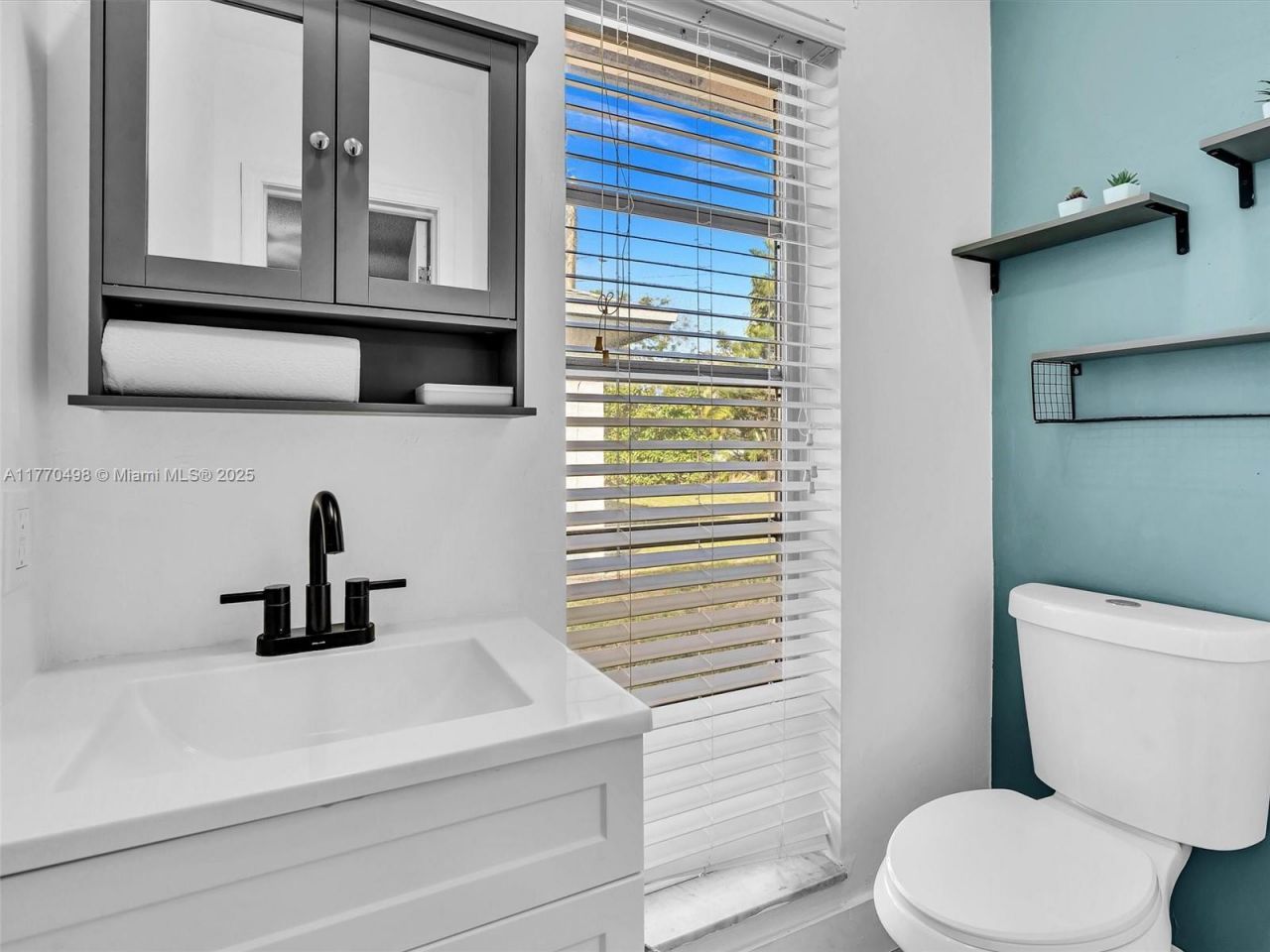 5404 Bayberry Ln, Tamarac, FL 33319 Photo