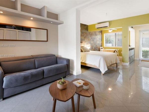 Unit 5, Miami Beach, FL 33139