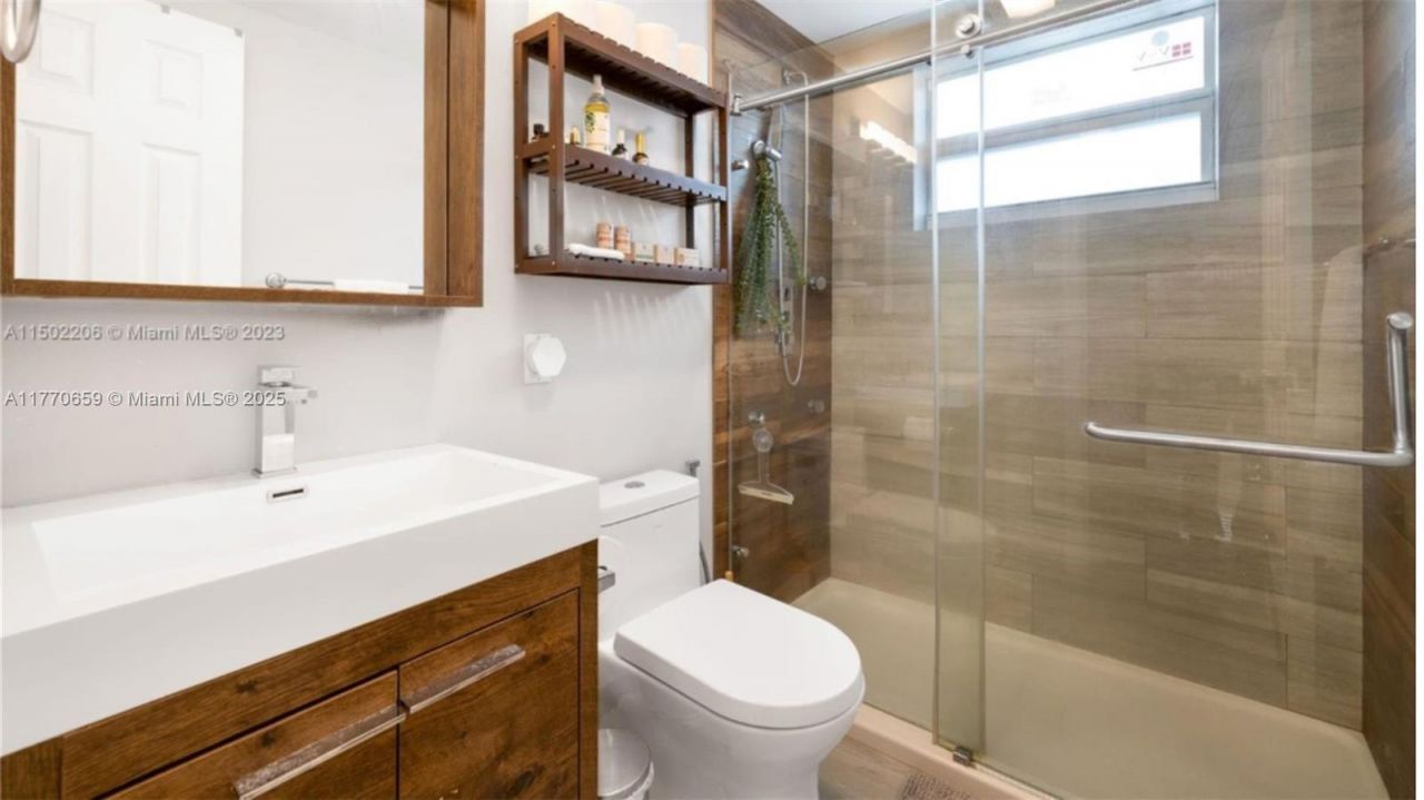 Please Call For Address, Unit 5, Miami Beach, FL 33139 Photo